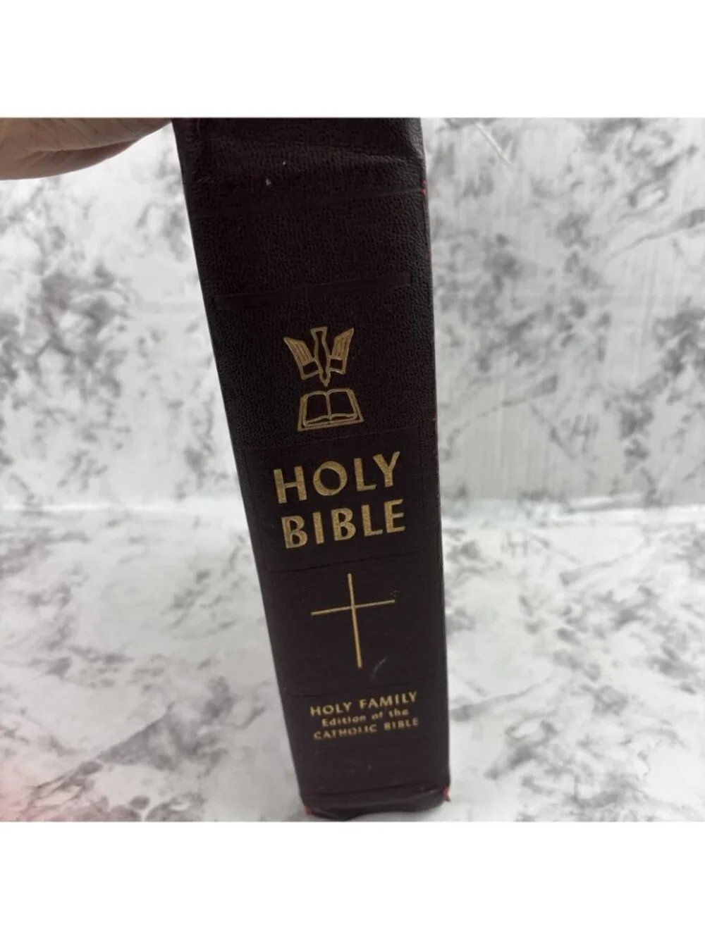 Holy Family Edition Catholic Bible 1950 Old & New Testament Gold Edge Pages
